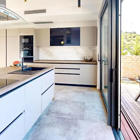 Oliven Holiday home